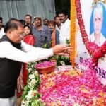 मुख्यमंत्री श्री विष्णु देव साय ने स्व. श्री भुलऊ प्रसाद कौशिक को दी भावभीनी श्रद्धांजलि