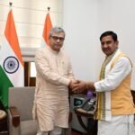 केंद्रीय राज्य मंत्री श्री तोखन साहू ने रेल मंत्री को बिलासपुर–येलहंका एक्सप्रेस के नियमित संचालन पर जताया आभार एवं रोघाट–जगदलपुर रेल लाइन और कटघोरा–डोंगरगढ़ रेल परियोजना पर चर्चा की।