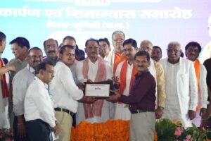 मुख्यमंत्री ने मुंगेली की विकास की अनवरत धारा को रेखांकित करने दी 353 करोड़ 58 लाख रुपये से अधिक के विकास कार्यों की सौगातें
