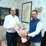 राज्यपाल श्री डेका से प्रधान मुख्य वन संरक्षक श्री अरुण कुमार पाण्डेय ने की सौजन्य भेंट