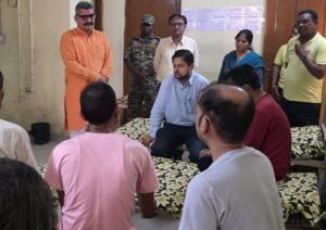 कलेक्टर ने नशा मुक्ति केंद्र का किया निरीक्षण व्यवस्थाओं का लिया जायजा