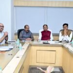 भविष्य की जरूरतों और आर्थिक विकास की प्राथमिकताओं के अनुरूप हो अधोसंरचना का निर्माण : मुख्यमंत्री श्री विष्णु देव साय