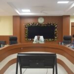 कलेक्टर श्री अजीत वसंत ने राजस्व अधिकारियों की ली समीक्षा बैठक